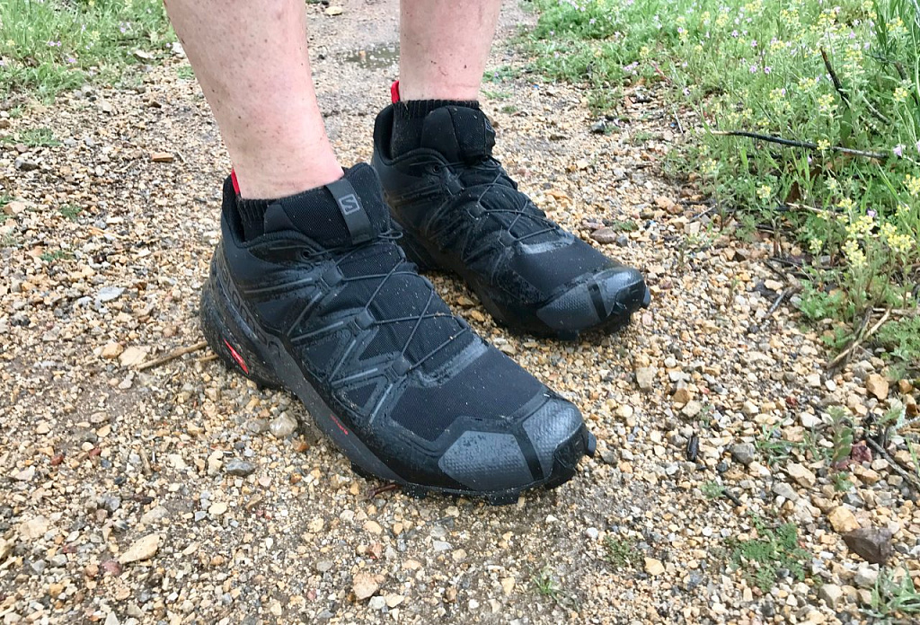 https://www.feedthehabit.com/wp-content/uploads/2019/05/salomonSpeedCross5Wet-e1557463132171.jpg