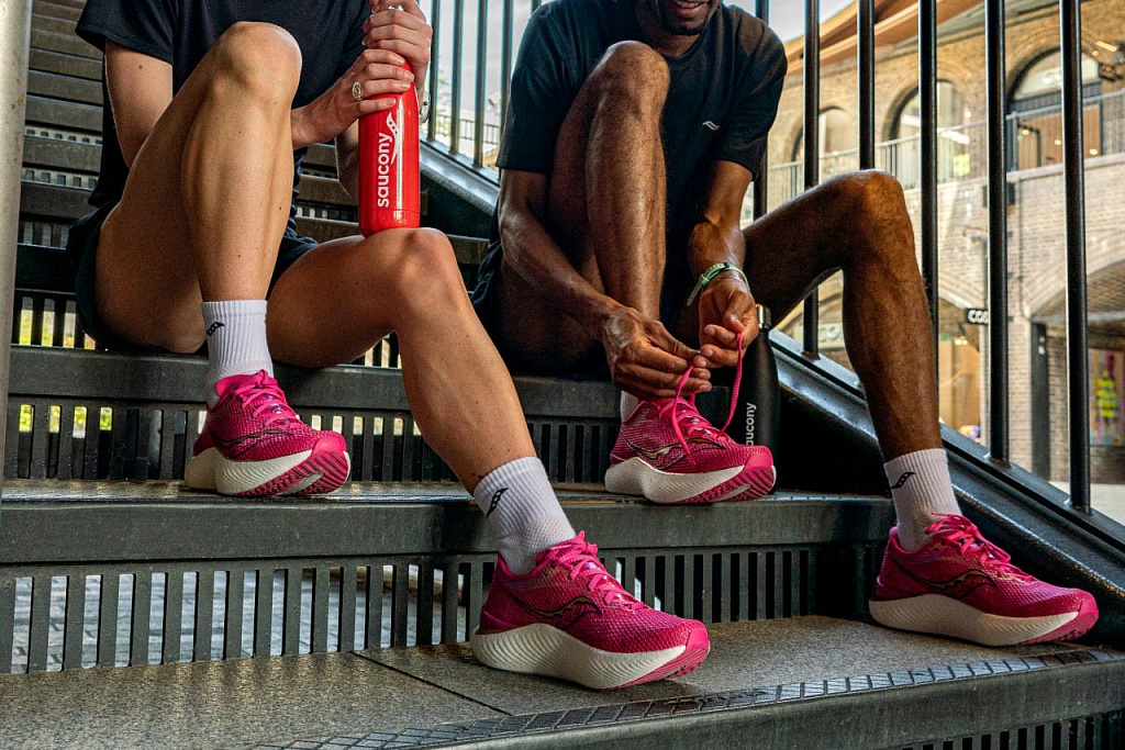 https://images.prismic.io/sportsshoesprod/a2f27b23-67c7-4404-991d-641b9657ed65_article3_Endorphin%2BPro%2B3.jpg?auto%3Dcompress,format&sa=D&source=docs&ust=1717866036098672&usg=AOvVaw3ZfNbPEB4R_ZS5Ml6HY34S
